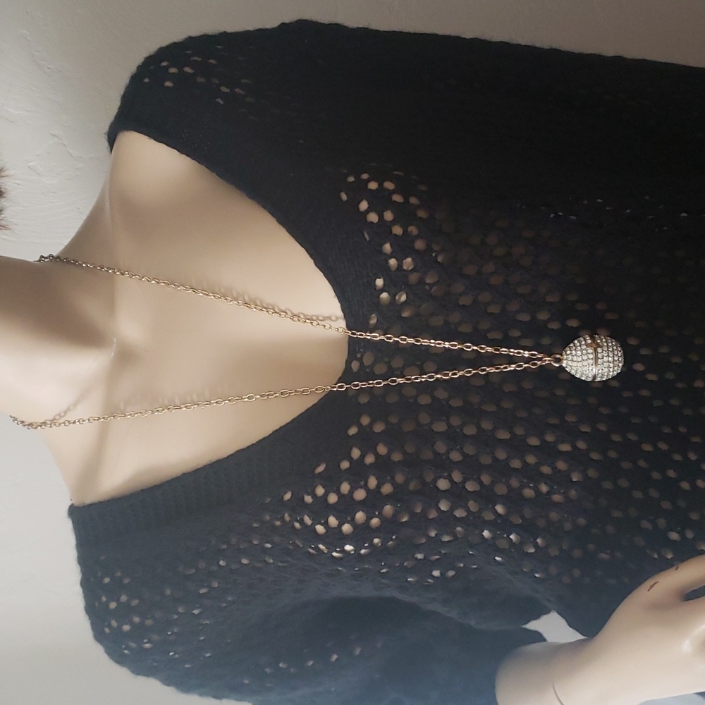 VINTAGE Xanadu Crystal Egg Pendant Necklace